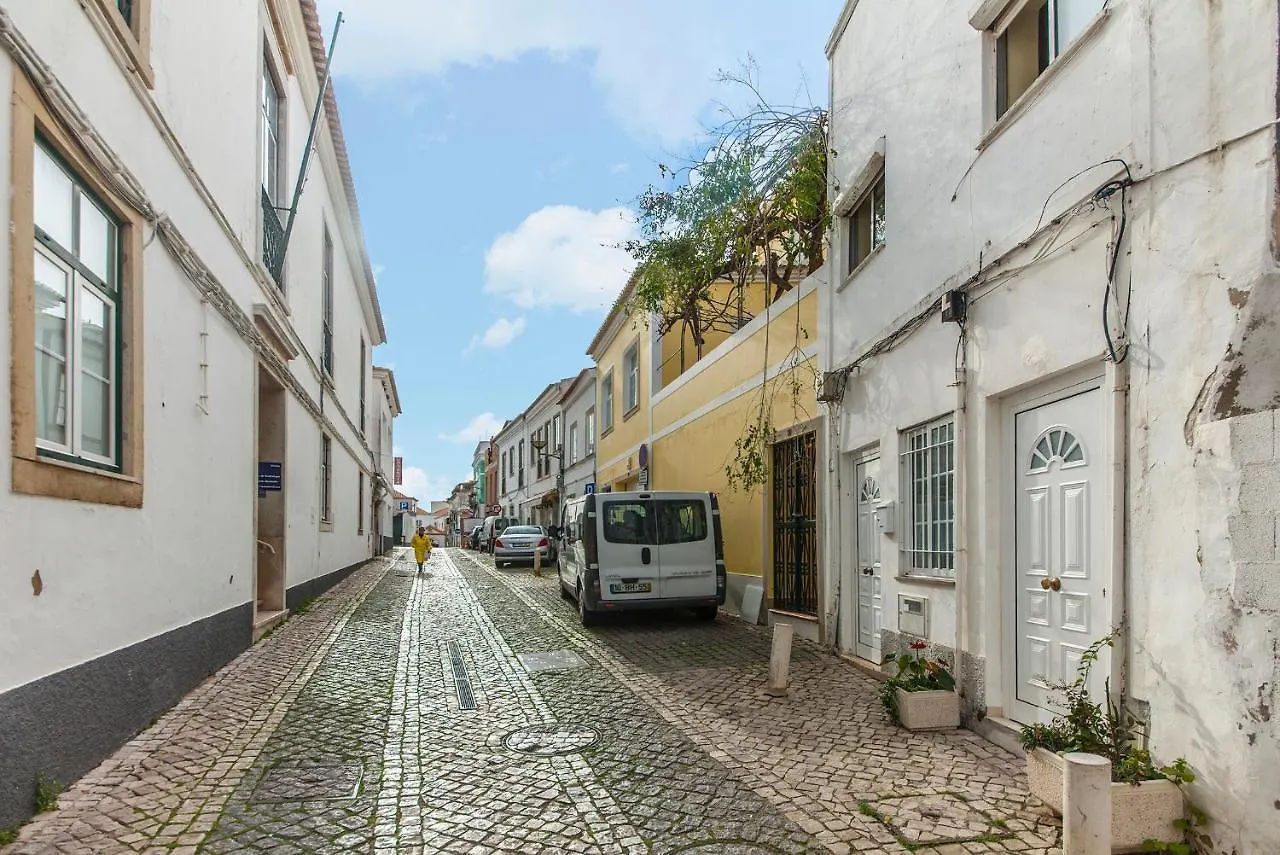 A40 - Castle Arch Apartment Lagos