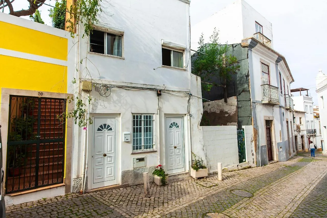 A40 - Castle Arch Apartment Lagos